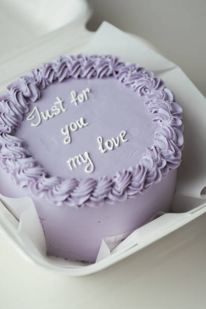 Baby Castings, Paw Castings, Belly Casting, Hand and feet castings, Bereavement Castings, Family Casting, Group Casting, Wedding castings, Cakes, cupcakes