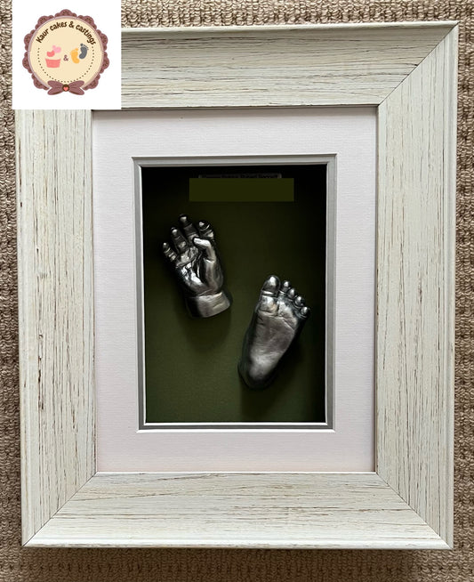 Baby Castings, Paw Castings, Belly Casting, Hand and feet castings, Bereavement Castings, Family Casting, Group Casting, Wedding castings, Cakes, cupcakes